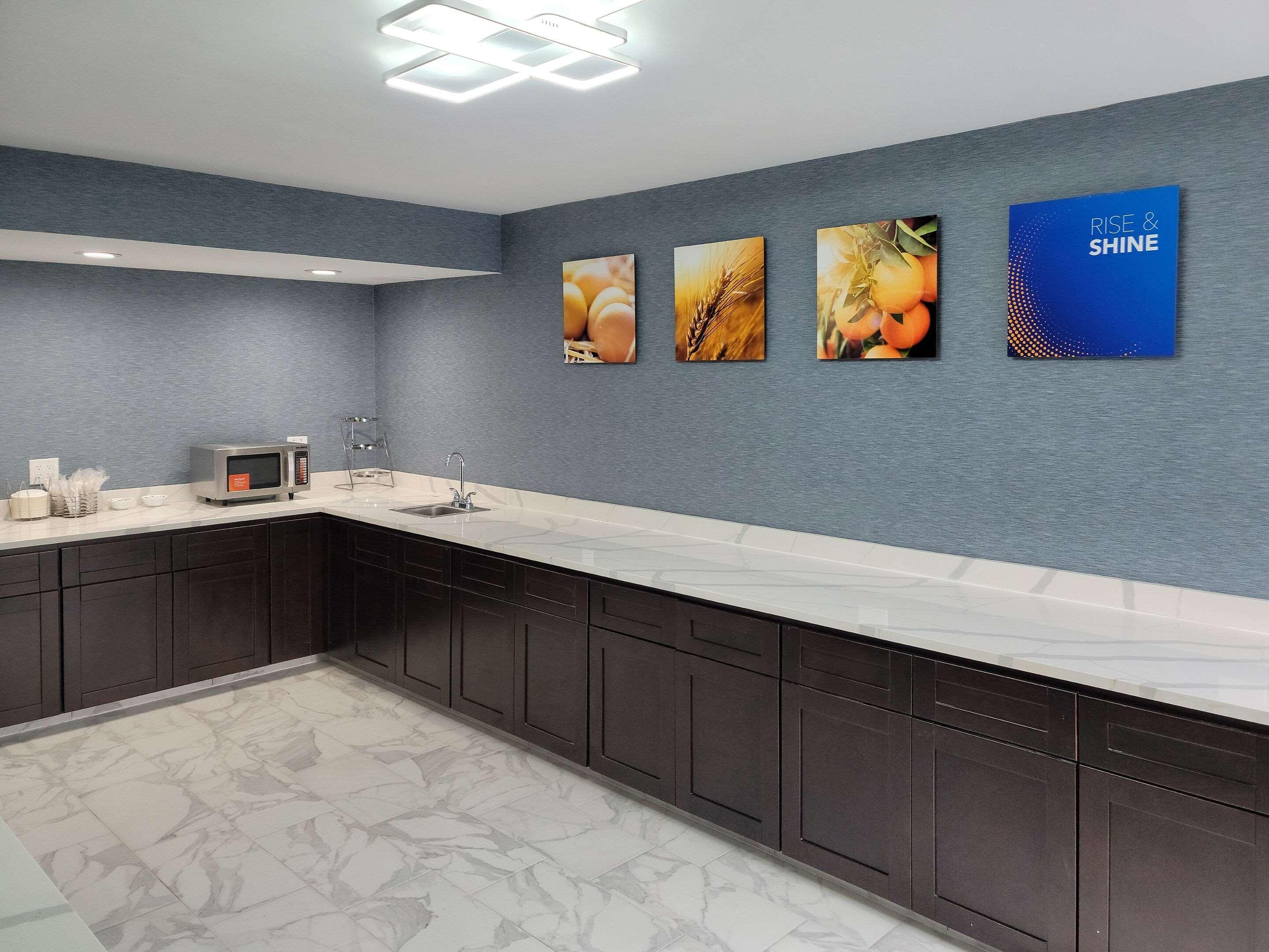 Comfort Inn & Suites Wyomissing-Reading Exteriör bild
